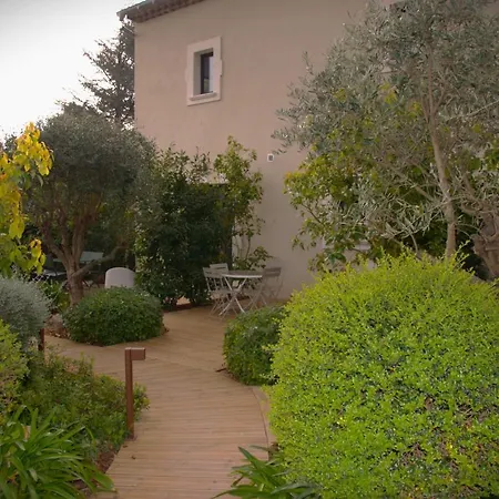 D'hôtes La Dupont D'avignon Couette-café *